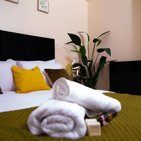 The Green Lodge Edmonton Eksteriør bilde